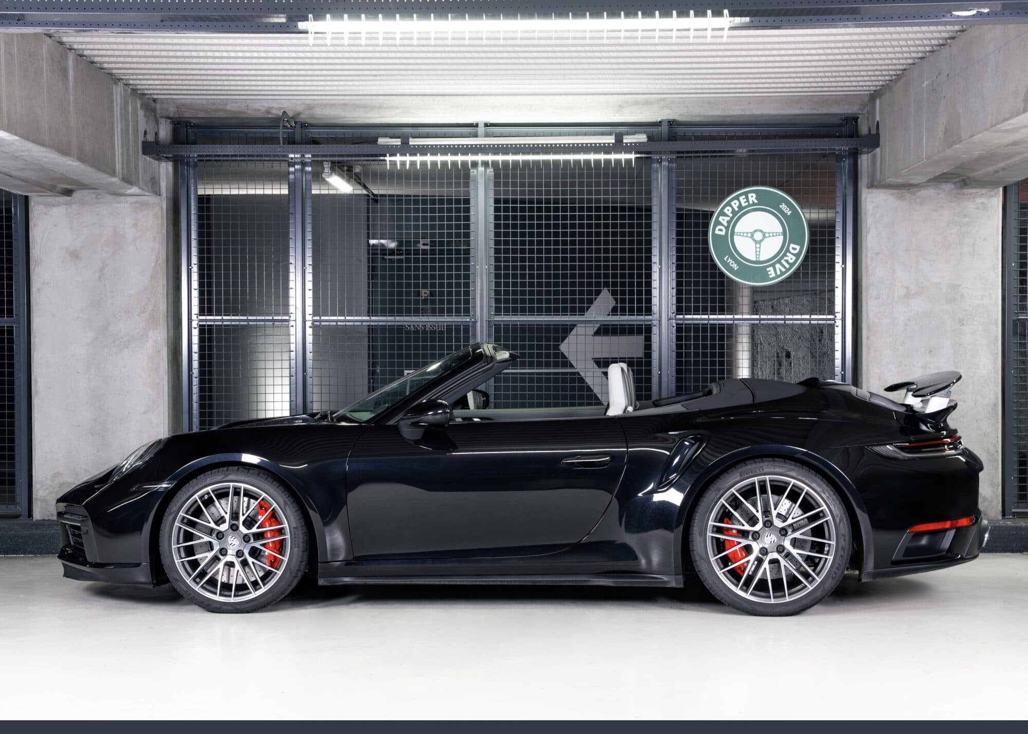 Porsche 992 Turbo Cabriolet - Plus d'images